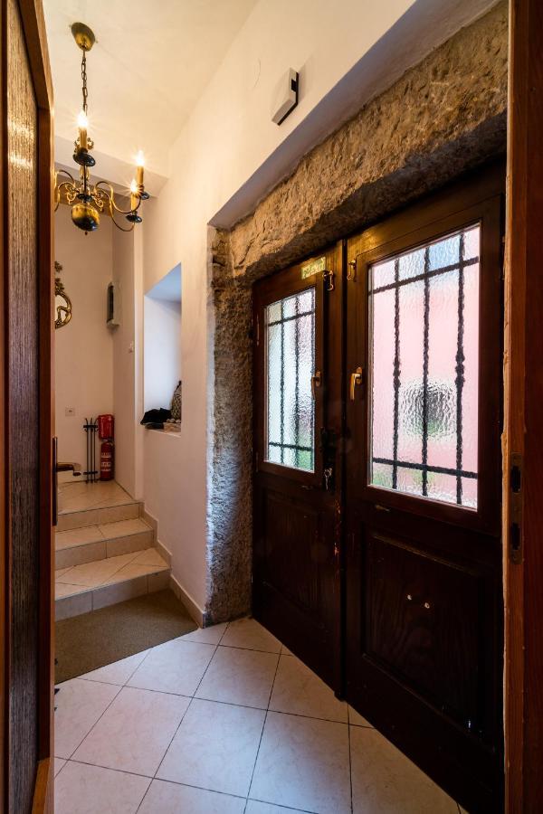Guesthouse Riba 弗尔萨尔 外观 照片