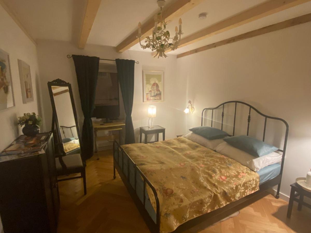 Guesthouse Riba 弗尔萨尔 外观 照片